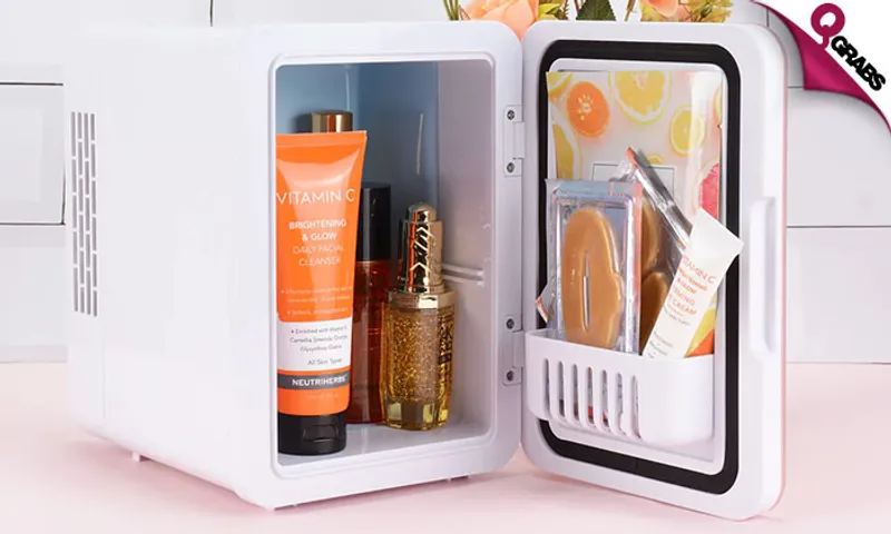 Mini Cooler/Warmer for Cosmetics!